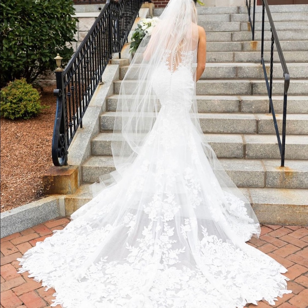 Martina Liana Wedding Dress Style 1103 - Brand New - Never Worn - Picture 6 of 15